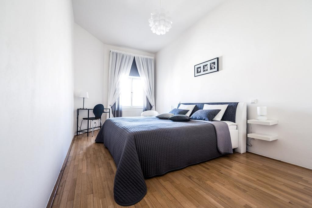 Modern Apartment Riegrovy Sady Прага Номер фото