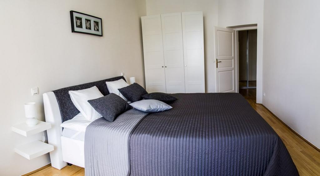 Modern Apartment Riegrovy Sady Прага Номер фото